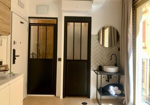 Hair dryer, towels - Exterior Studio 3rd floor (Málaga)