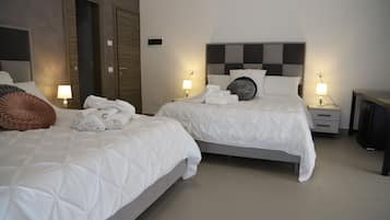 Emerella Luxury Family Suite Room 6