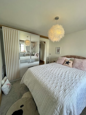 House | 4 bedrooms, iron/ironing board, free WiFi, bed sheets - Open Plan Barn Conversion in Herefordshire (Hereford)