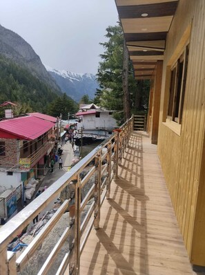 Exterior - Hotel Shwetambara (Bhatwari)