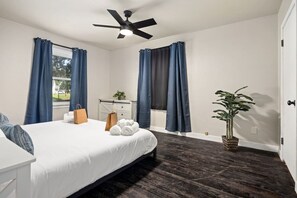 3 عدّة غرف نوم ومكتب ومكواة/لوح كي وواي فاي مجانًا