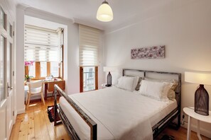 2 bedrooms, desk, iron/ironing board, free WiFi