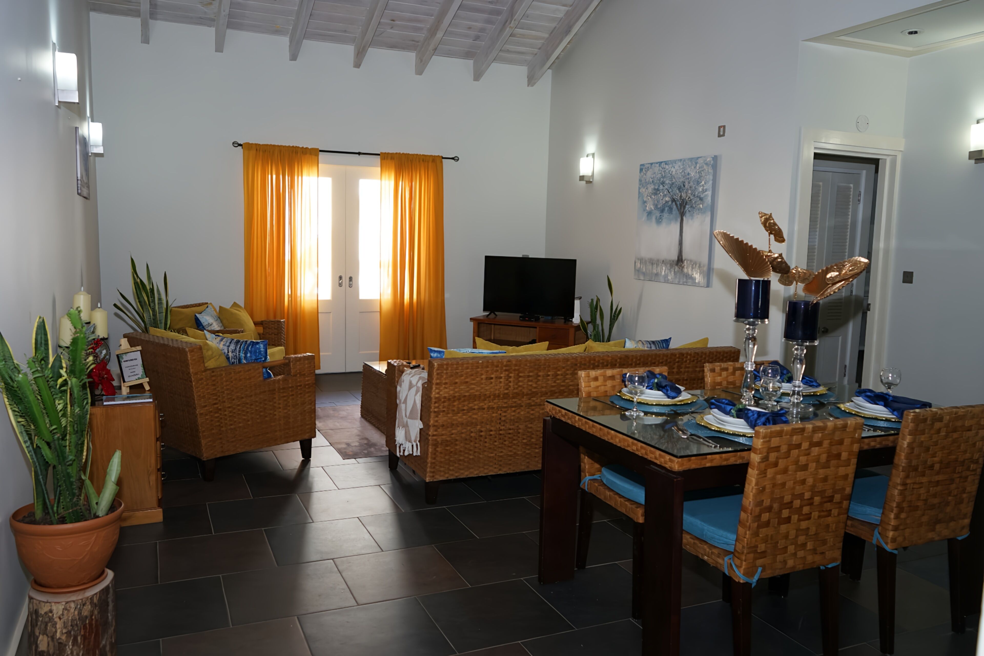 Djewels Spacious 2 Bedroom Condo Near The Waterfront Neighboring Zoetry Resort - Saint Lucia