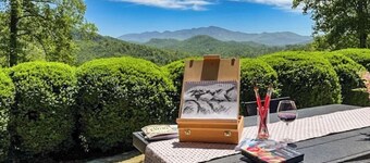 Stunning Views: 2 King Suites+Fire Pit+Fast Fiber Optic Internet