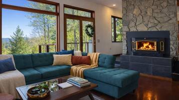 Smart TV, fireplace, video games, DVD player