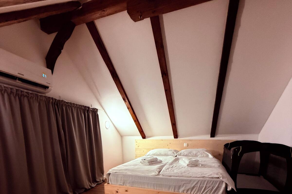 Luxury Villa, Balcony, Garden View | 3 bedrooms, individually furnished, free WiFi