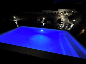 Seasonal outdoor pool