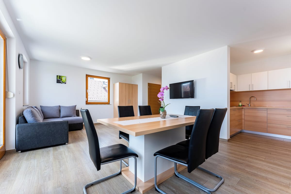 Appartement Confort, balcon, vue montagne | 2 chambres, chambres insonorisées, Wi-Fi gratuit