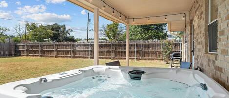 Baignoire à remous extérieure