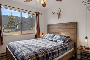 2 bedrooms, iron/ironing board, travel crib, WiFi