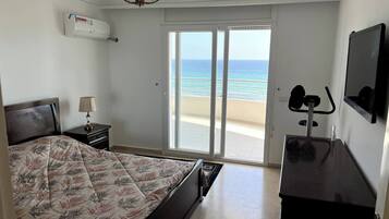 Apartment, 2 Bedrooms, Accessible, Balcony | 3 bedrooms, soundproofing