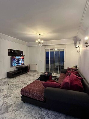 Apartamento, 2 habitaciones, accesible para personas con discapacidad, balcón | Sala de estar