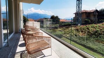 Apartemen | 2 kamar tidur, seprai premium, dan selimut bulu angsa