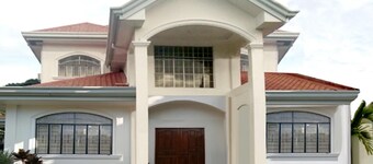 Spacious 6 bedroom villa in Palompon, / Kalanggaman Island