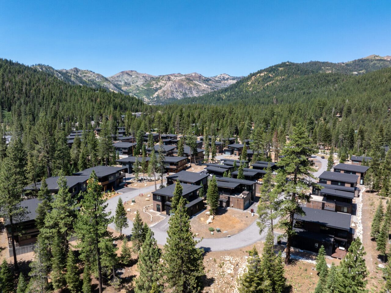 *NEW The Foundry Cabin | Palisades Tahoe | Hot Tub