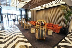 Lobby sitting area - Sinpaş Bomonti Residence (Istanbul)