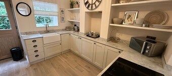 Cosy cottage in Bollington offering an escape to the Peak District and beyond.