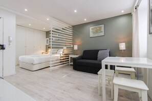 Interior - Downtown Charming III by Homing (Lisbon)