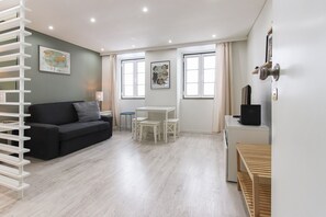 Living area - Downtown Charming III by Homing (Lisbon)