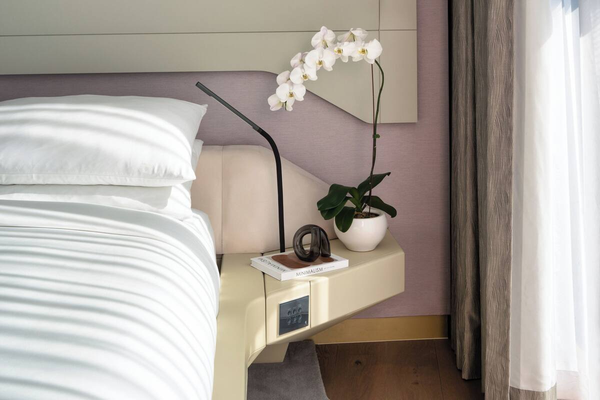 1 Bedroom ME Residence City View | Sengetøy av topp kvalitet, minibar, safe på rommet og skrivebord