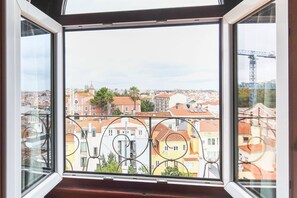 Interior - Estrela Panoramic Views by Homing (Lisbon)
