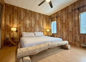 Desk, WiFi - Chalet Le Grand Boisé, spa bord de l`eau, foyer & (Chertsey)