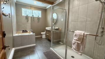 Shower, towels