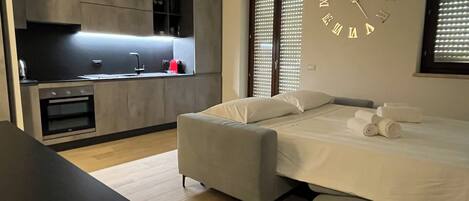 2 Schlafzimmer, Schreibtisch, Bügeleisen/Bügelbrett, WLAN