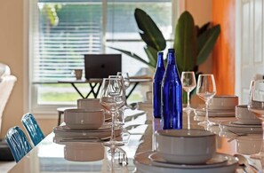 Dining - Family-Friendly Oasis•5 Min to Indian Shores Beach•Heated Pool & Gameroom (Seminole)