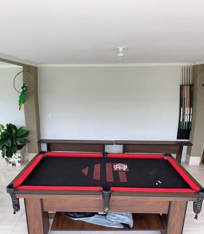 Spielezimmer