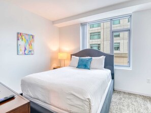 1 bedroom, desk, iron/ironing board, WiFi - Private Apt Near Kendall Square and Charles River (Cambridge MA)