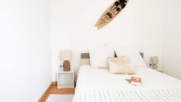 4 chambres, fer et planche Ă repasser, Wi-Fi, draps fournis