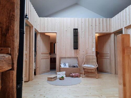 A warm Ardennes gîte and a beautiful large garden just for you!