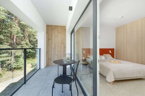 Iron/ironing board, travel cot, bed sheets - Intimate Studio | Parking, Balcony, Close to the Beach (Lukecin)