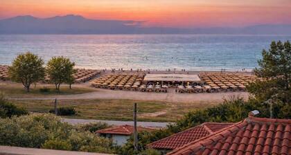 Heraklia villa sea view pool & jacuzzi