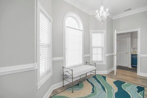4 Schlafzimmer, kostenloses WLAN, Bettwäsche