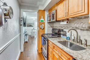 Apartment (2 Bedrooms) | Interior - On-site Ocean Access: Condo in Myrtle Beach (Myrtle Beach)