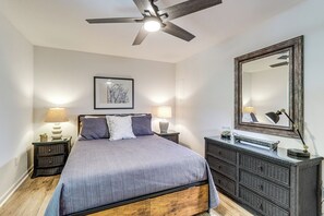 House (2 Bedrooms) | Interior - Pet-friendly Home w/ Hot Tub in Blue Ridge! (Blue Ridge)