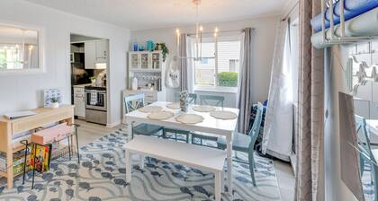 1 Mi to Jolly Roger: Condo w/ Pool in Ocean City!
