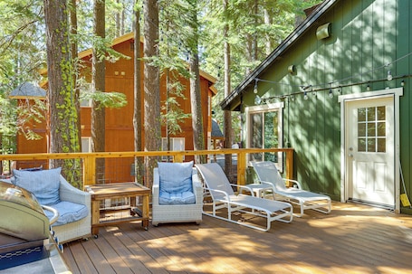 House (6 Bedrooms) | Interior