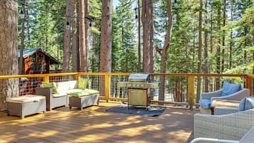 House (6 Bedrooms) | Front of property