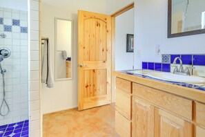 Apartment (0 Bedroom) | Interior - Las Cruces Studio ~ 3 Mi to Nmsu! (Las Cruces)