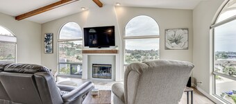 San Marcos Getaway w/ Deck & Lake Views!