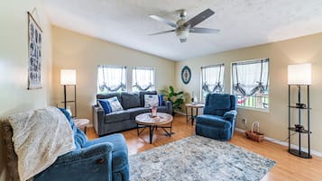 Casa (3 Bedrooms) | Parte interna