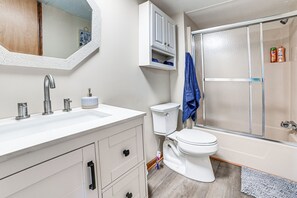 House (3 Bedrooms) | Interior - Peaceful Mcewen Home w/ Spacious Yard! (McEwen)
