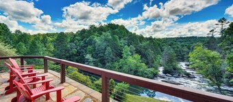 山景與瀑布景觀：驚艷的達洛尼加寶石