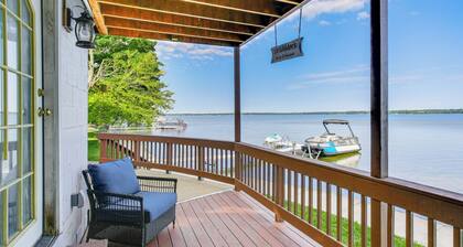 Charming Bear Lake Cottage w/ Dock & Paddleboards!