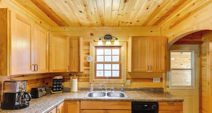 Deadwood 'wolf Cabin' w/ Fire Pit & Grill