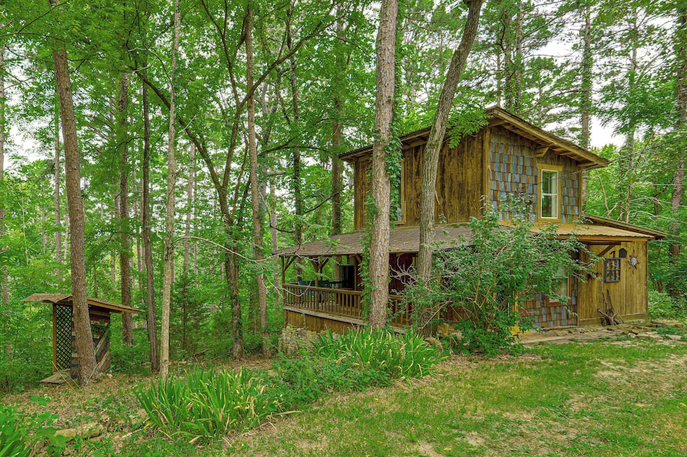 Mountain View Cabin: Music, Crafts & Shopping! - Marcella, AR