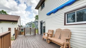 Interior - Central Apt in Cheektowaga w/ Private Deck! (Buffalo)